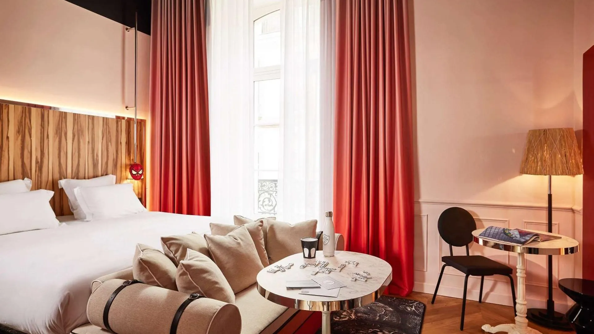 Mama Shelter Rennes Hotell 4*,